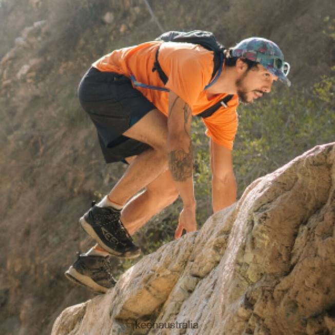 H68B401 Magnet-Bright Cobalt Keen NXIS EVO Waterproof Boot