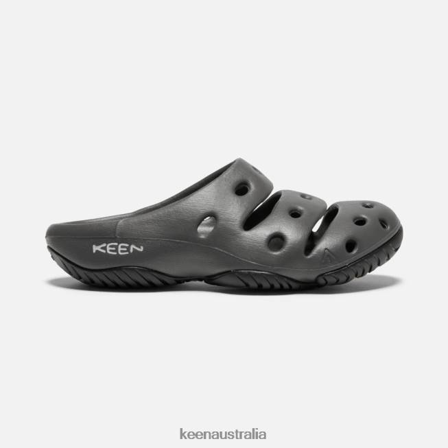 H68B100 Magnet-Black Keen Yogui