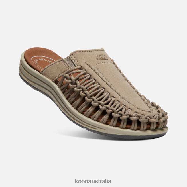 H68B103 Timberwolf-Plaza Taupe Keen Uneek II Slide