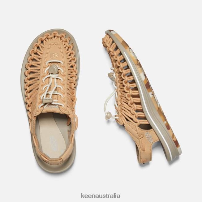 H68B63 Doe-Plaza Taupe Keen UNEEK