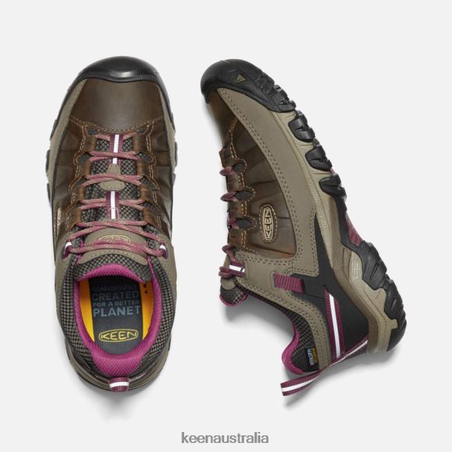 H68B154 Weiss-Boysenberry Keen Targhee III Waterproof Hiking Shoes